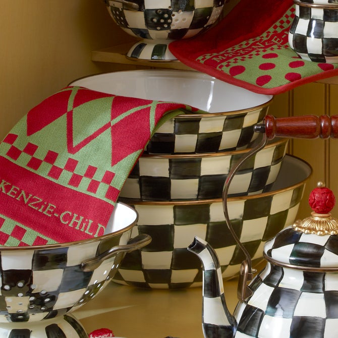 Courtly Check Medium Everyday Bowl - {current_domain}