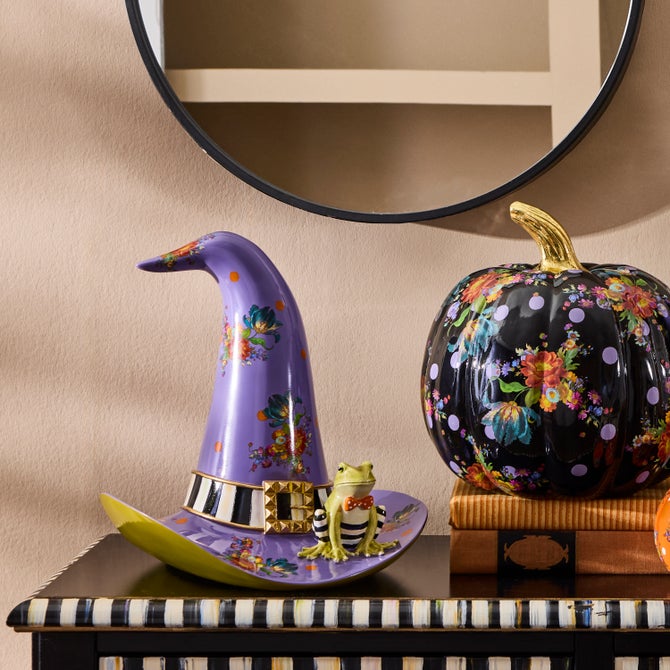 Halloween Fergal Witch's Hat - {current_domain}