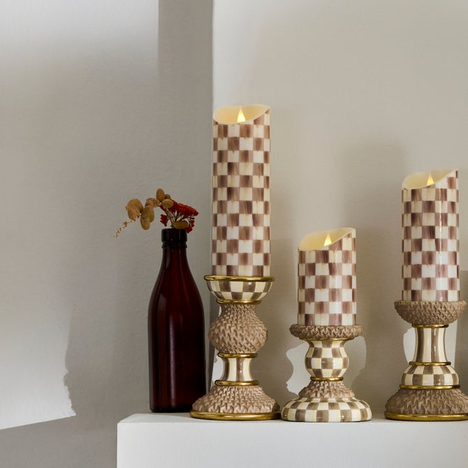 Mocha Check Flameless 9