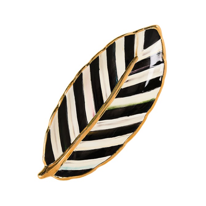 Courtly Stripe Feather Dish - {current_domain}