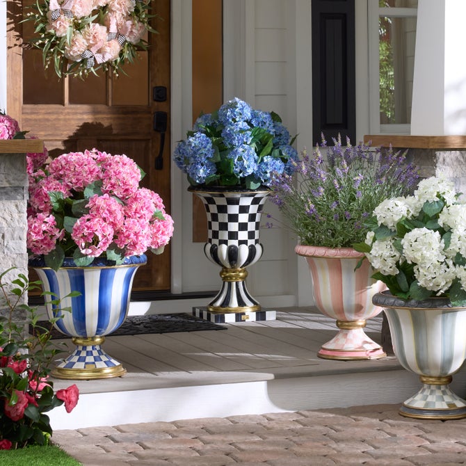 Courtly Check Pedestal Urn - {current_domain}