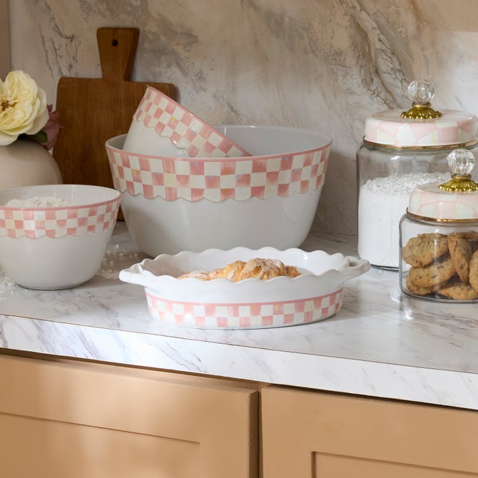 Rosy Check Everyday Small Oval Baker - {current_domain}