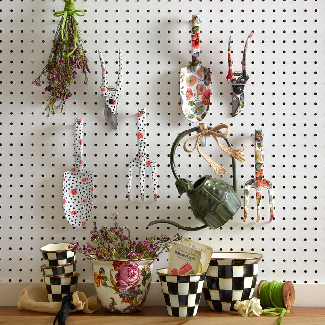 Courtly Check Large Flower Pot - {current_domain}