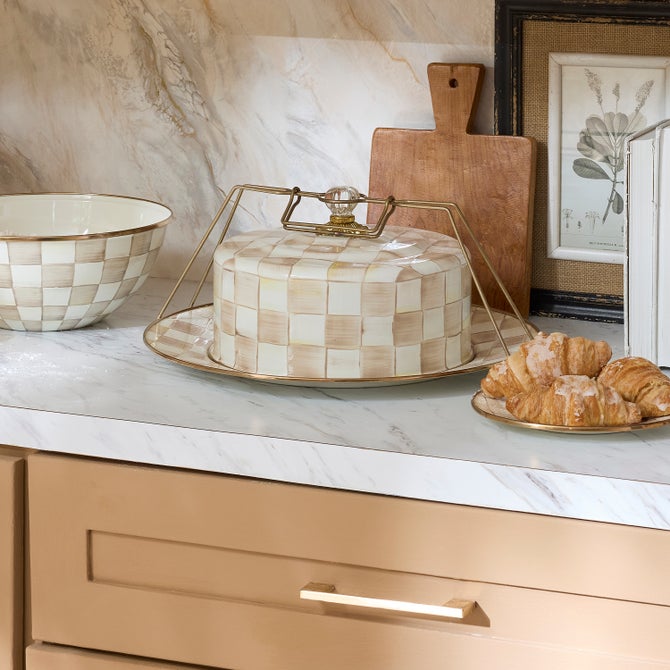 Mocha Check Cake Carrier - {current_domain}