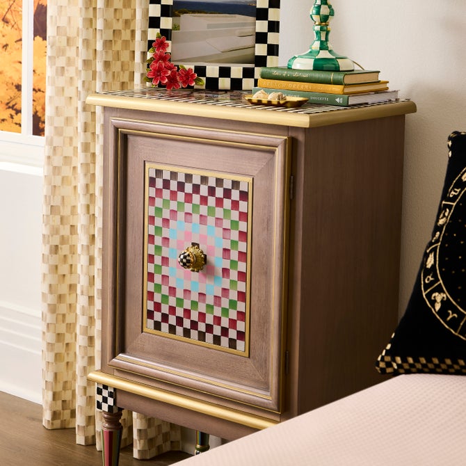 Birdsong Accent Chest - {current_domain}