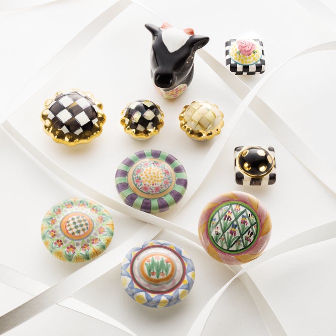 Courtly Check Petit Four Round Knob - {current_domain}