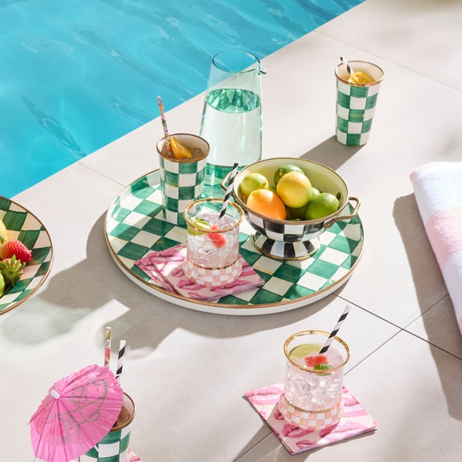 Check Enamelware Round Tray - {current_domain}