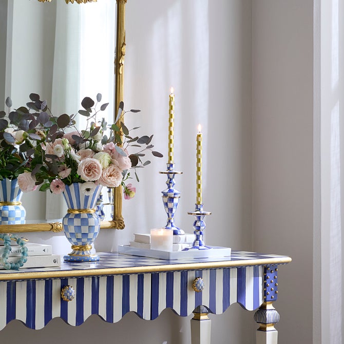 Royal Check Medium Candlestick - {current_domain}