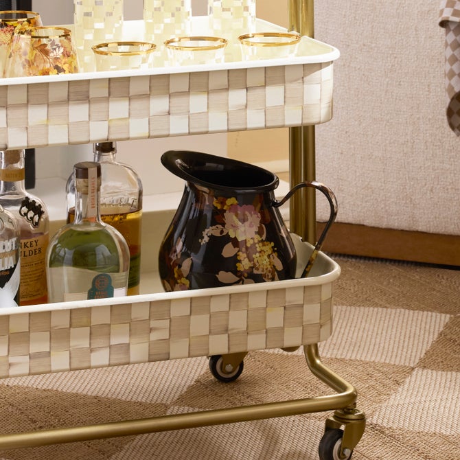 Wild Rose Brown Pitcher - {current_domain}