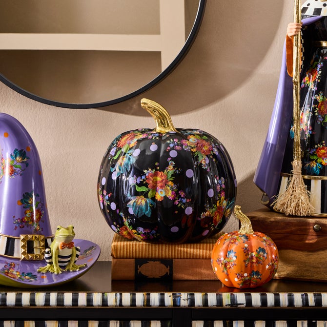 Black Flower Market Medium Pumpkin - {current_domain}