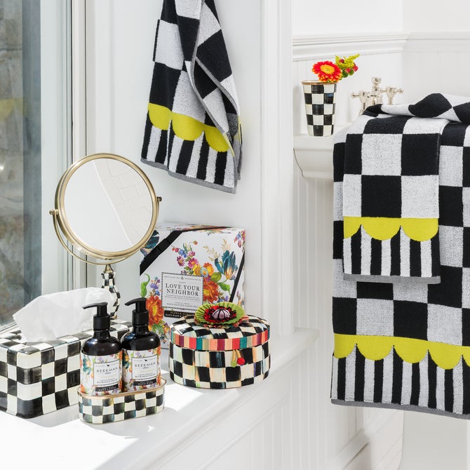 Courtly Check Bath Towel - {current_domain}