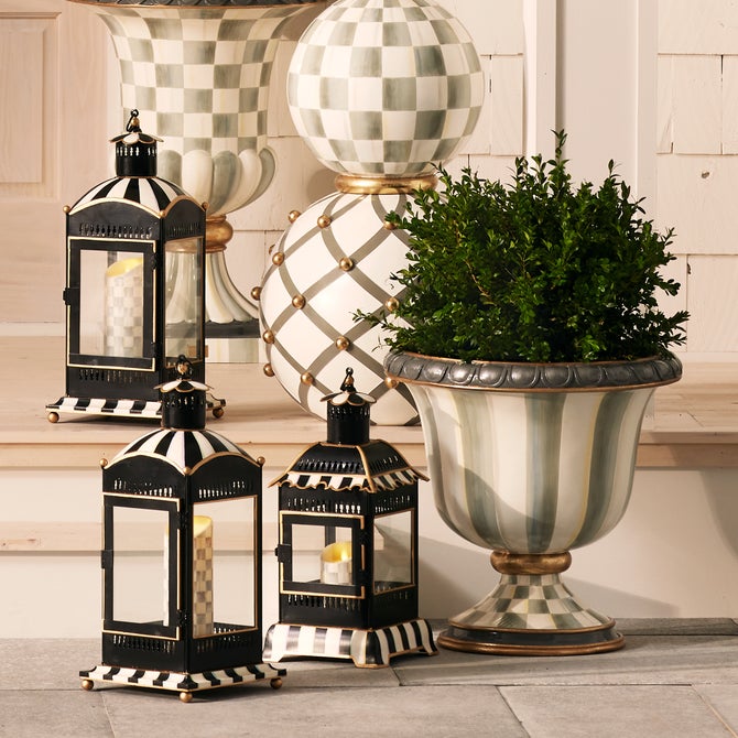 Sterling Stripe Urn - {current_domain}