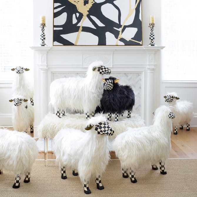 Courtly Check White Sheep - Large - {current_domain}