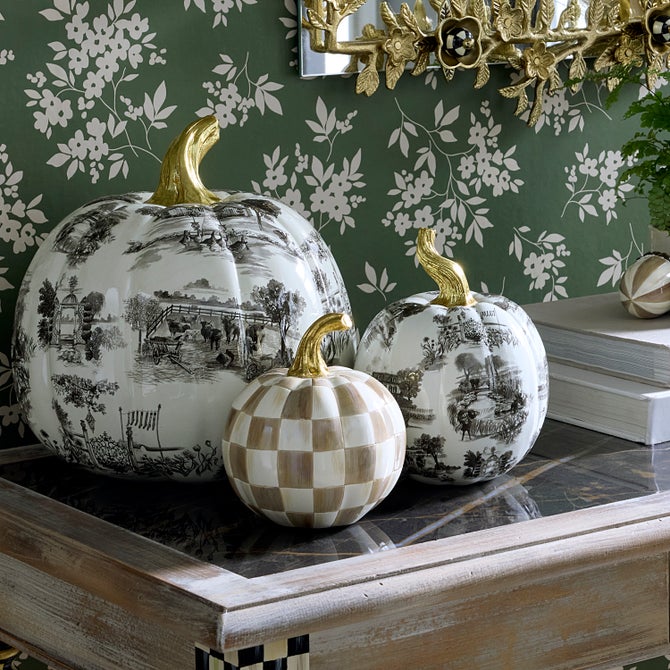 Black Toile Small Pumpkin - {current_domain}
