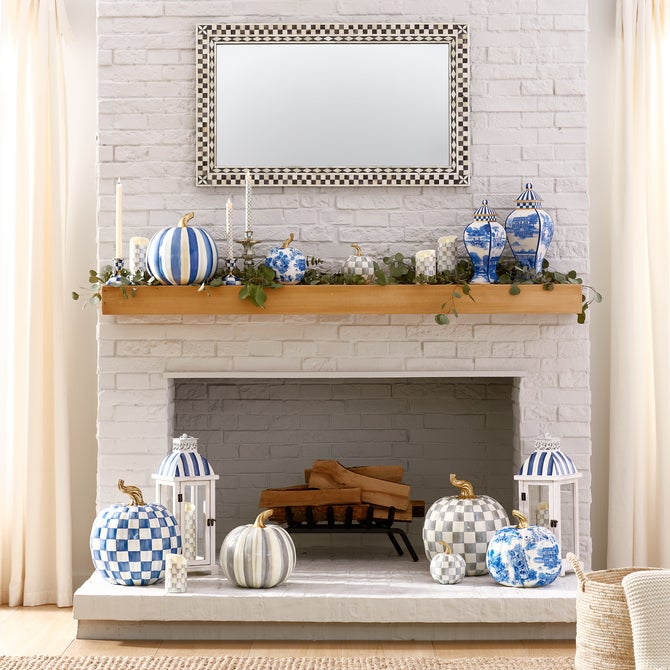 Royal Check Large Pumpkin - {current_domain}