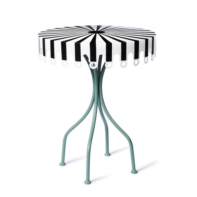 Outdoor Big Top Cafe Table - {current_domain}