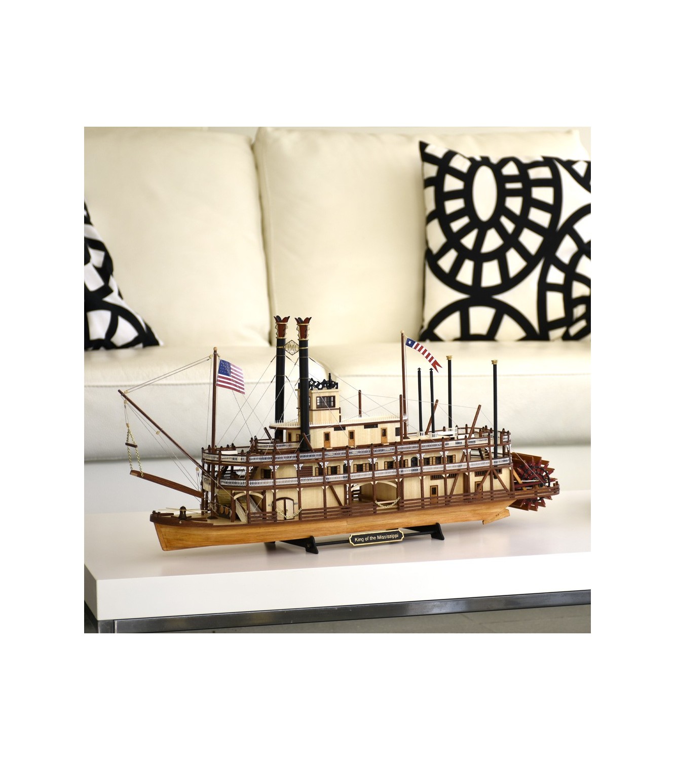 Gift Pack with Ship Model, Figurines, Paints and Tools: King of the Mississippi