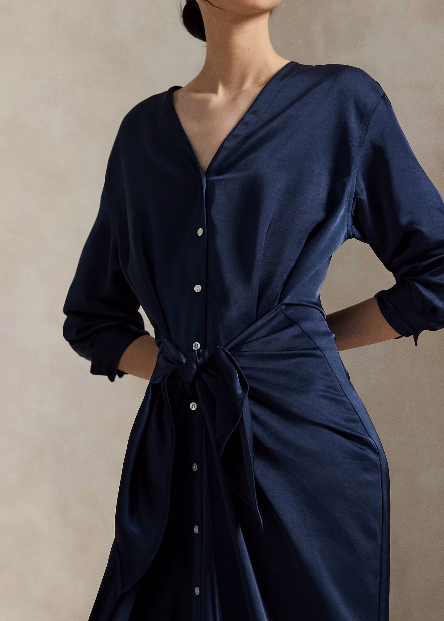 Wickel-Hemdkleid aus Satin - RALPH LAUREN OUTLET