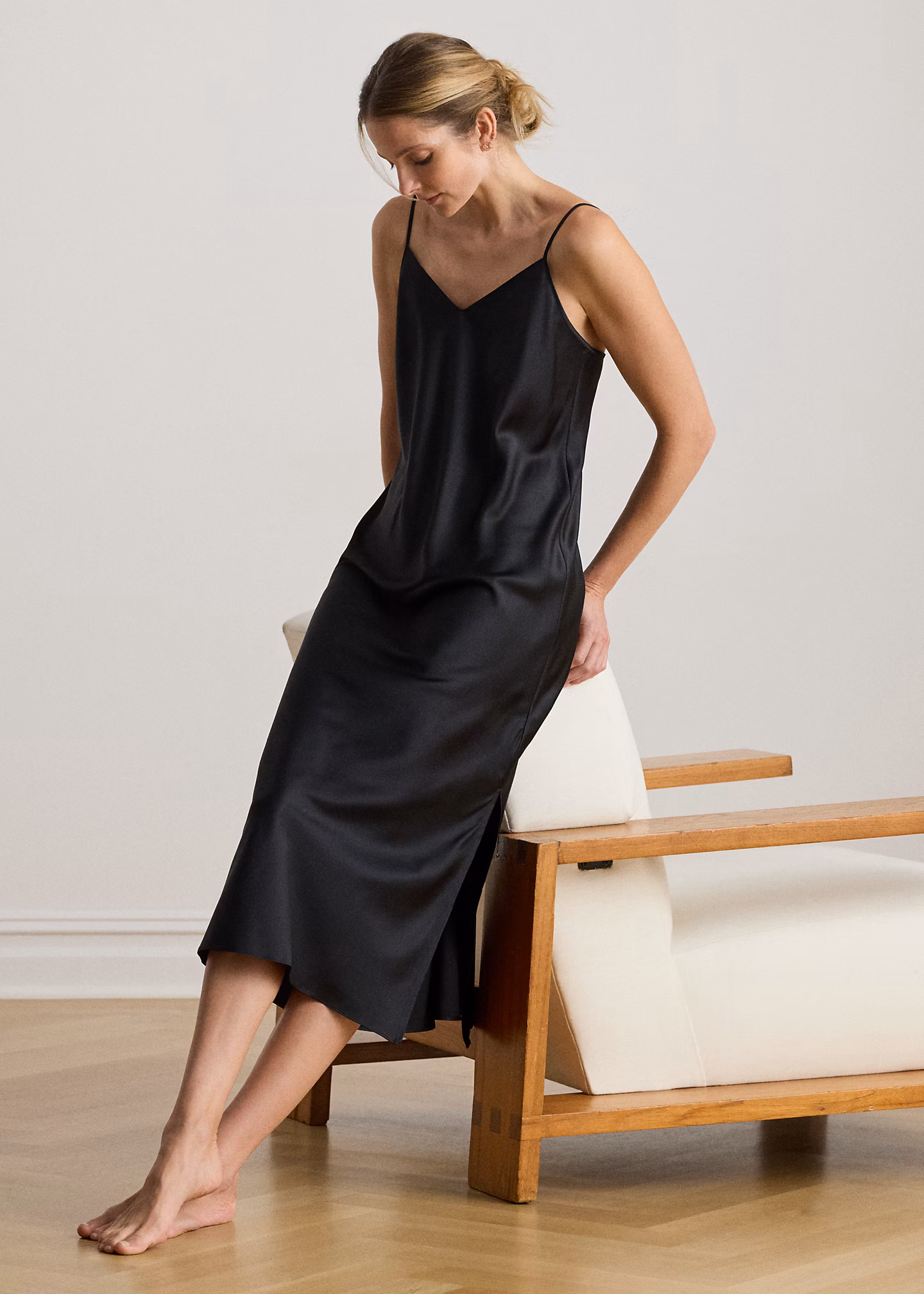 Satinnachthemd mit V-Ausschnitt - RALPH LAUREN OUTLET