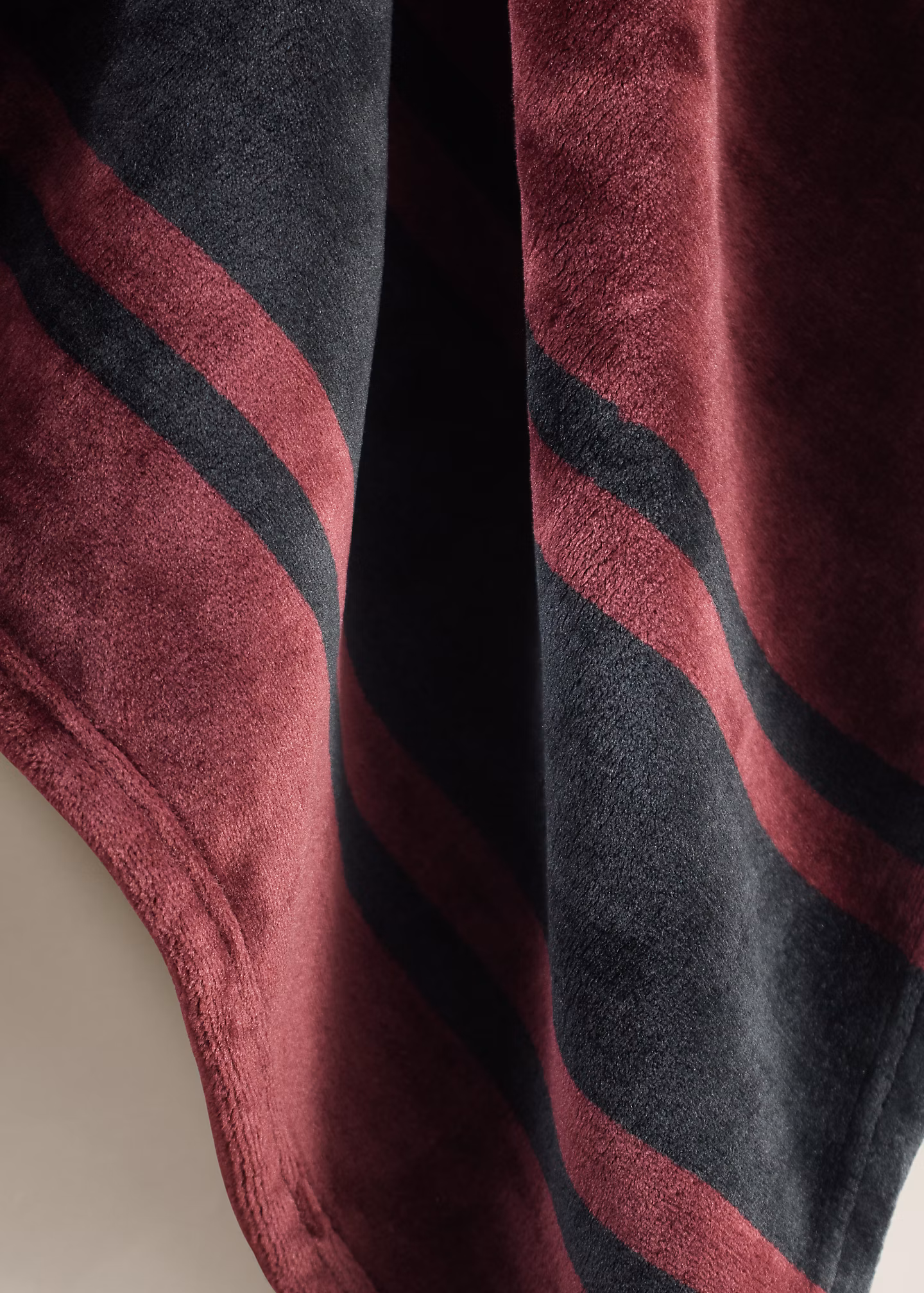 Tagesdecke mit festlichem Polo Bear - RALPH LAUREN OUTLET