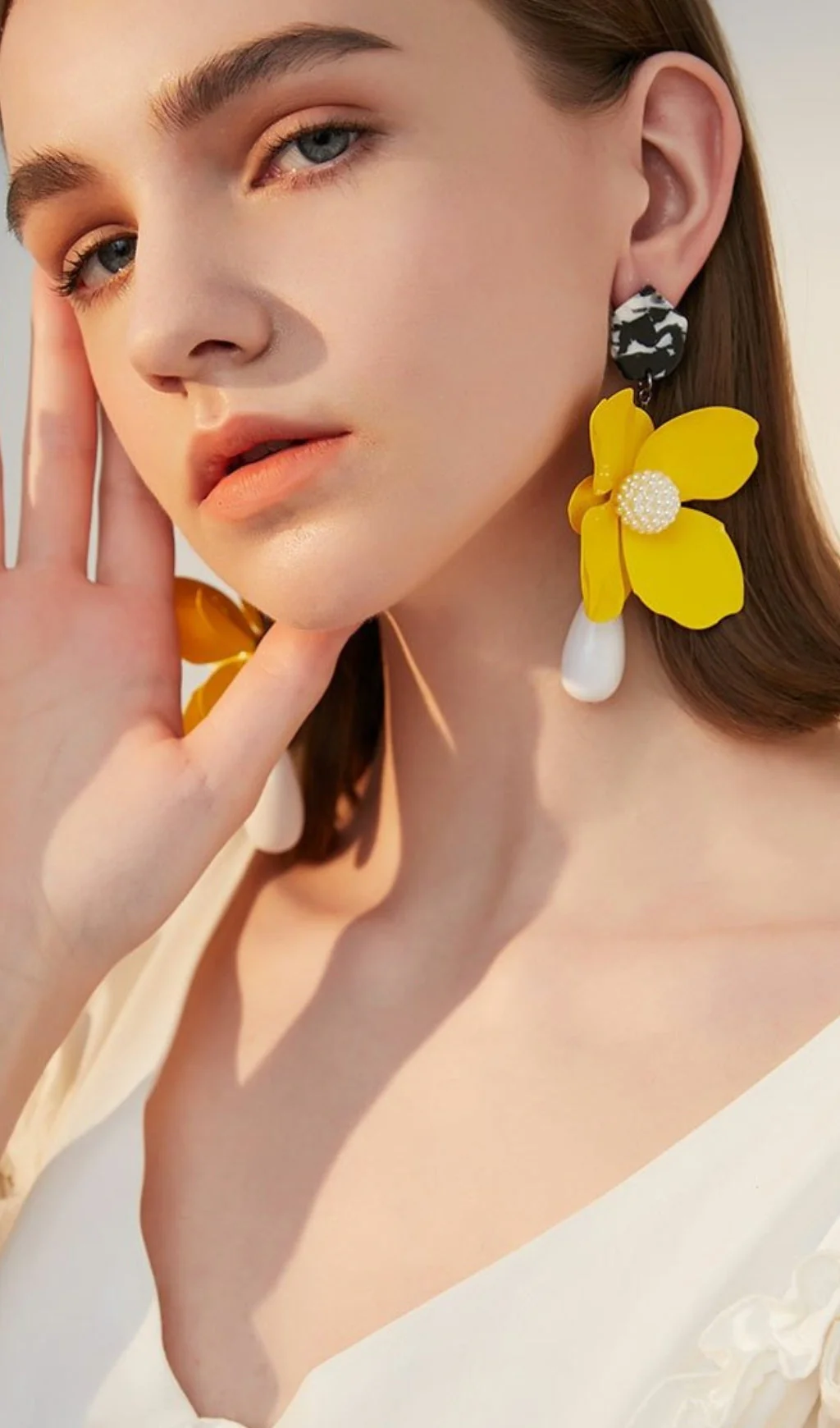 YELLOW FLOWER PEARL EARRINGS