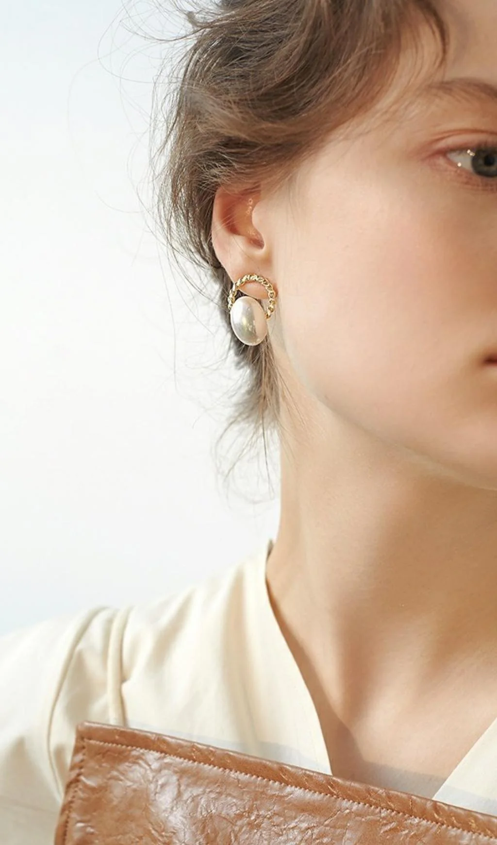 SILVER ARTIFICIAL PEARL EARRINGS