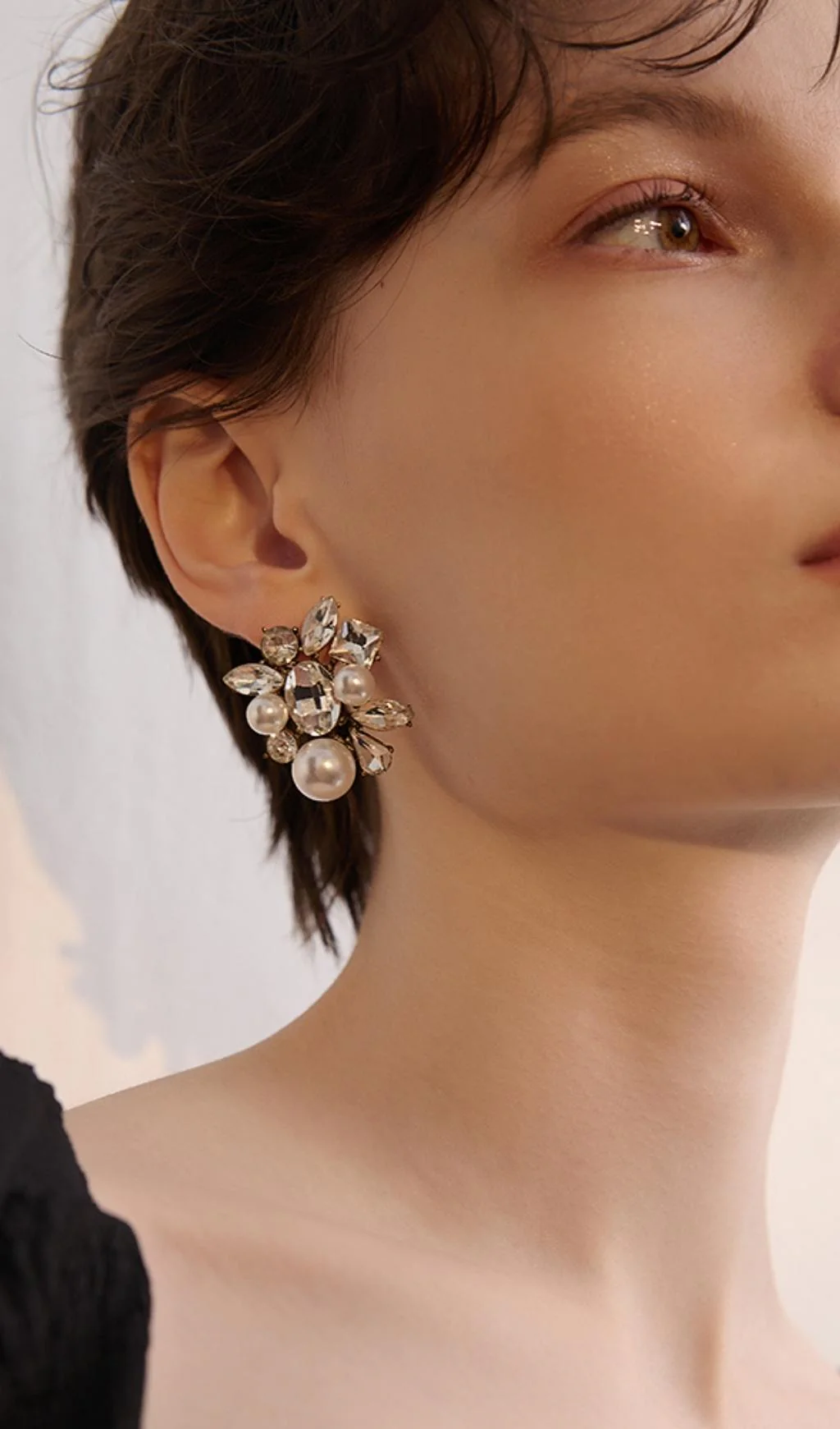 SILVER VINTAGE PEARL AND RHINESTONE EARRINGS