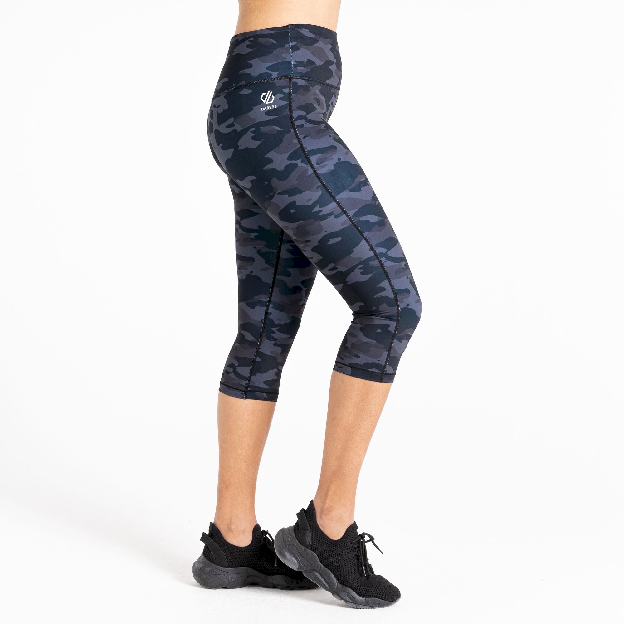 Dare 2b - Women's Influential 3/4 Recycled Leggings | Black Camo Print