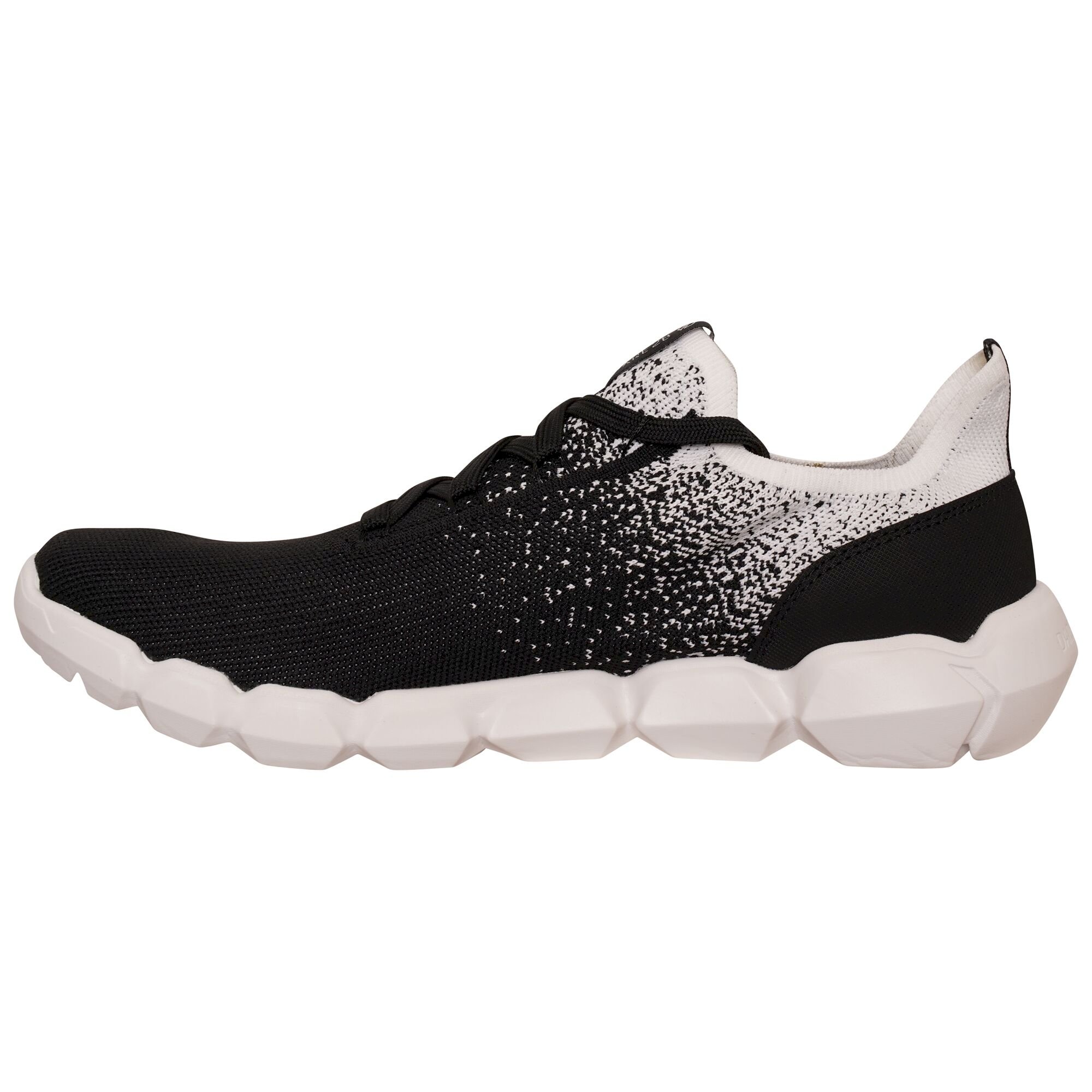 Dare 2b - Men's Hex-At Recycled Trainers | Black White