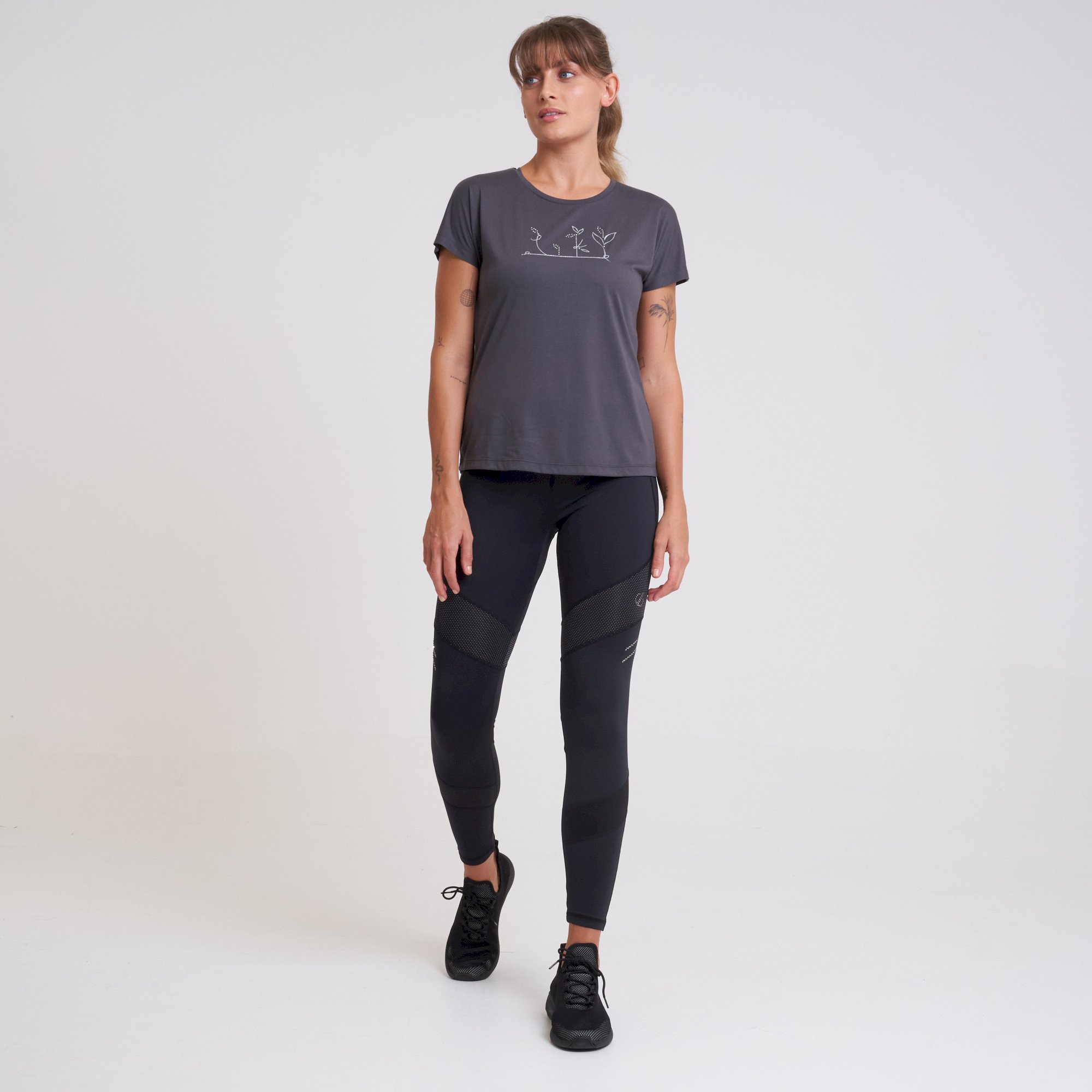 Dare 2b - Women's Crystallize Graphic Tee | Charcoal Grey