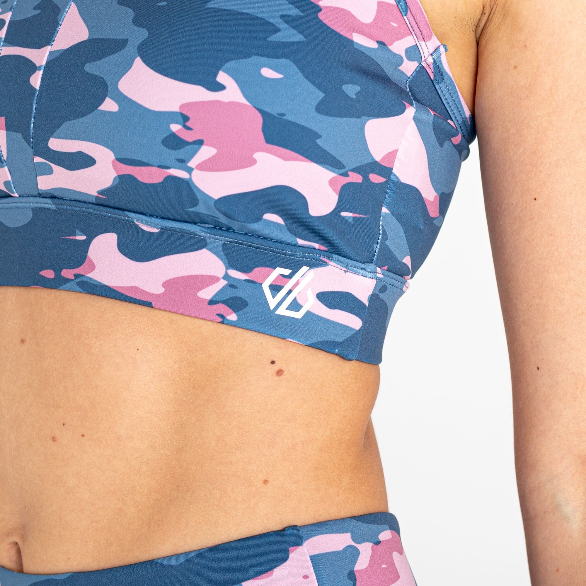 Dare 2b - Women's Mantra Recycled Sports Bra | Powder Pink Camo