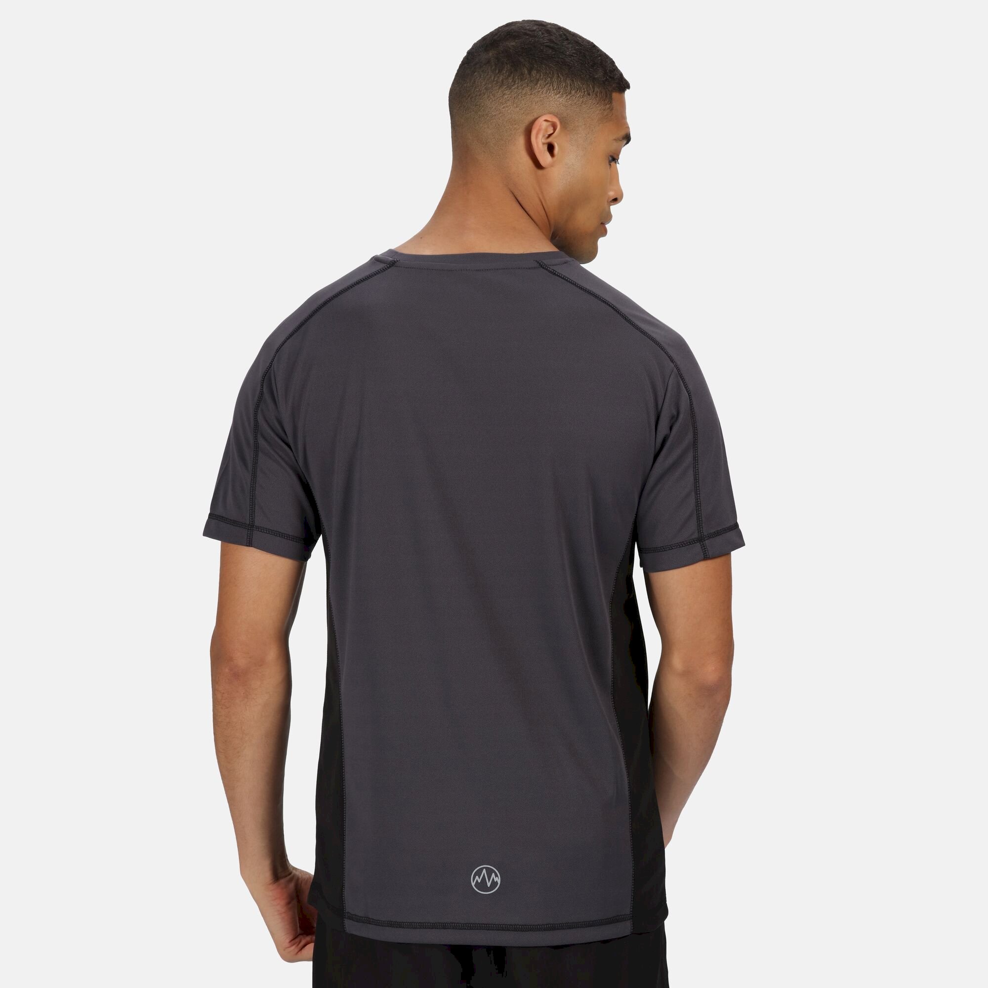 Men's Beijing Lightweight Cool and Dry T-Shirt | Iron Black