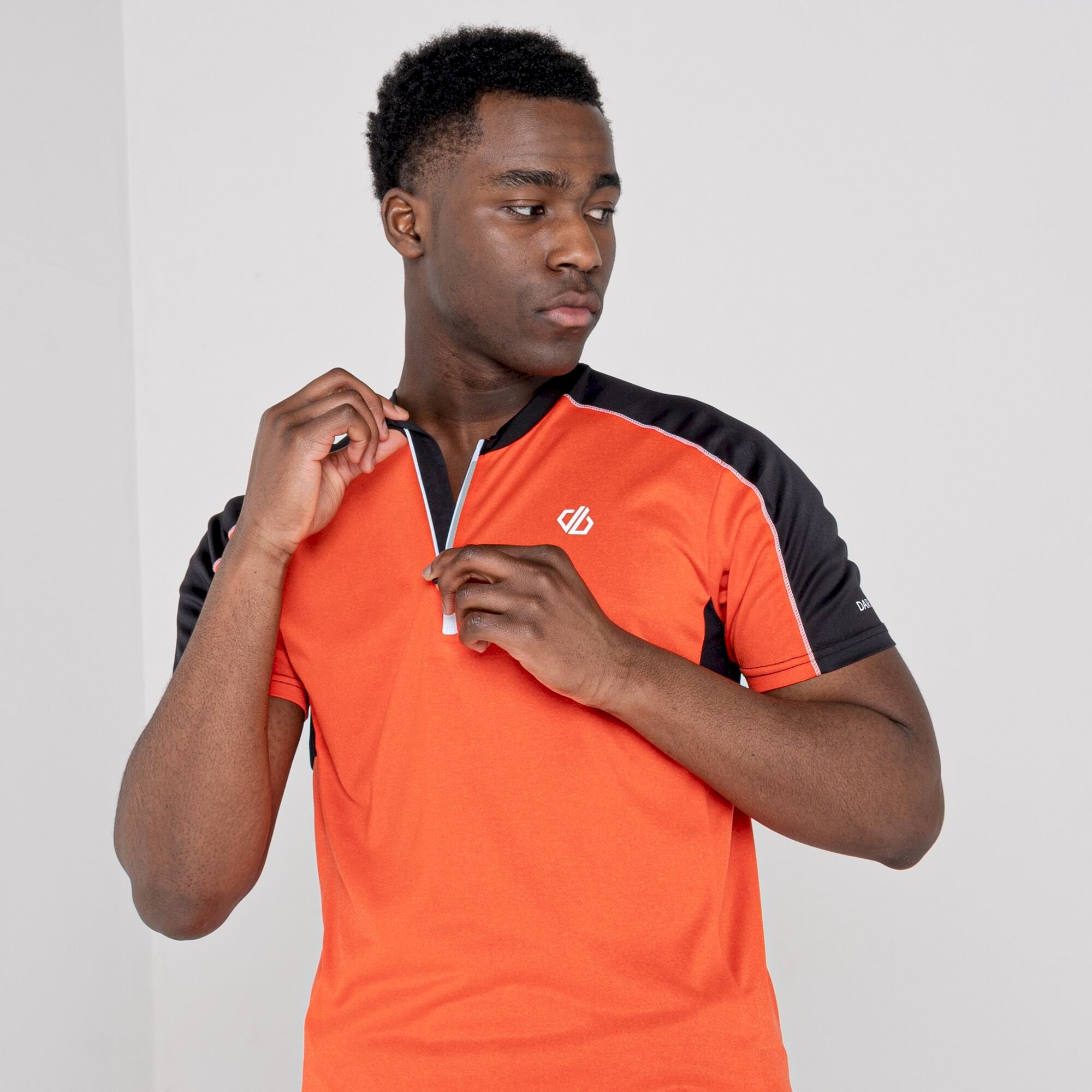 Dare 2b - Men's Aces II Half Zip lightweight Jersey | Trail Blaze Black