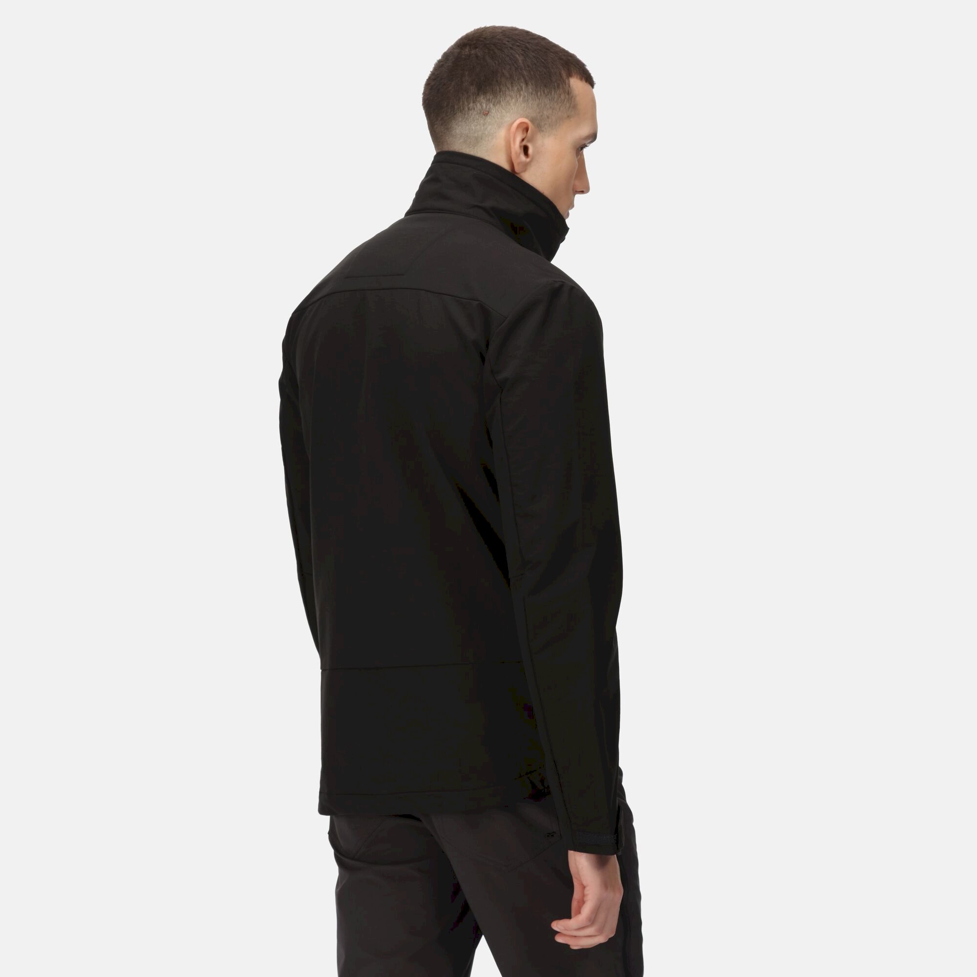 Men's Overmoor Softshell Jacket | Black