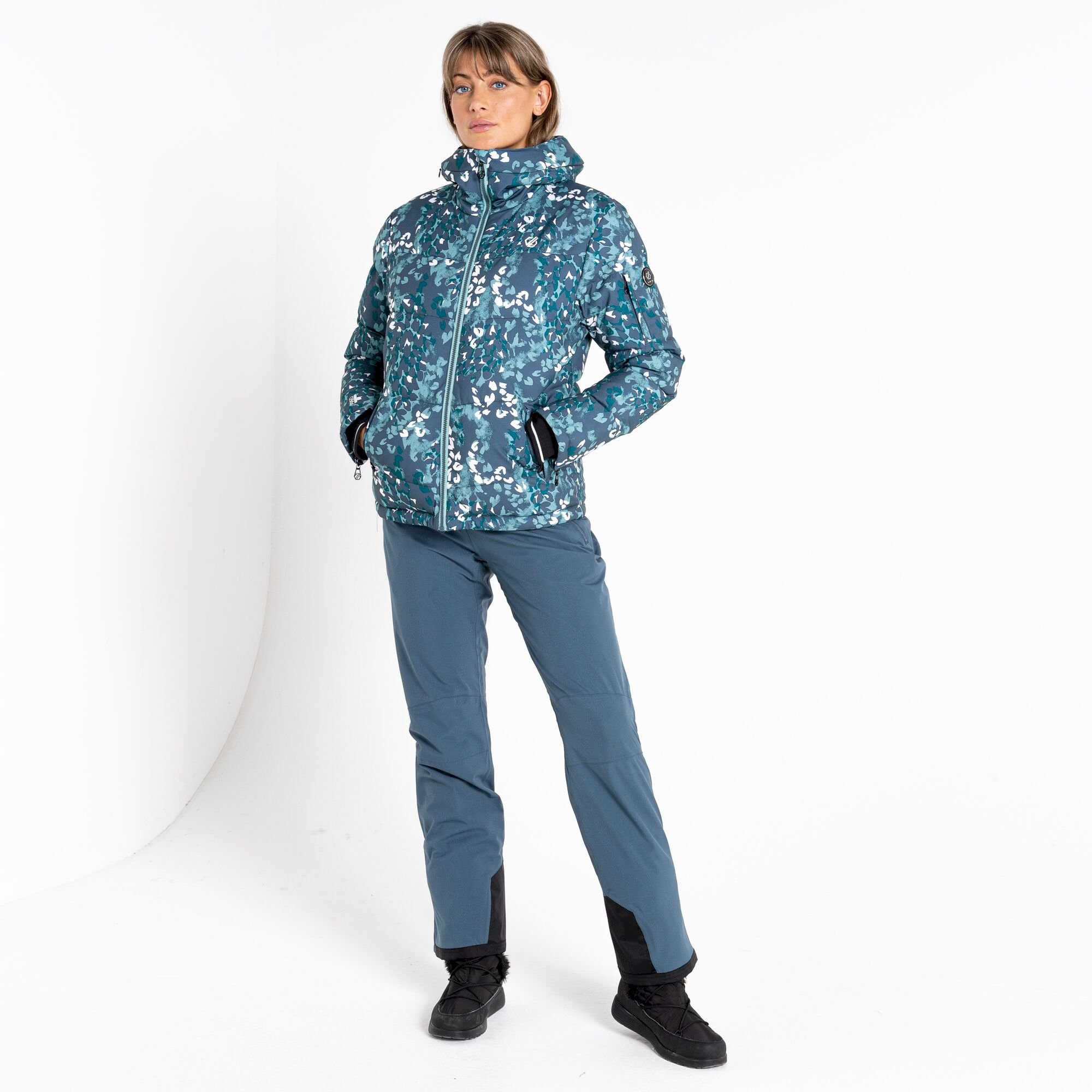 Dare 2b - Women's Verdict Waterproof Insulated Hooded Ski Jacket | Canton Green Animal Print