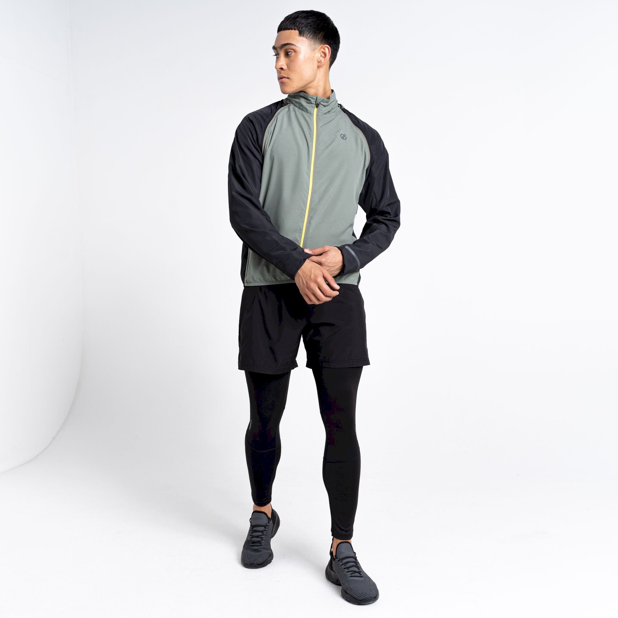 Dare 2b - Men's Oxidate Lightweight Windshell Jacket | Agave Green Black