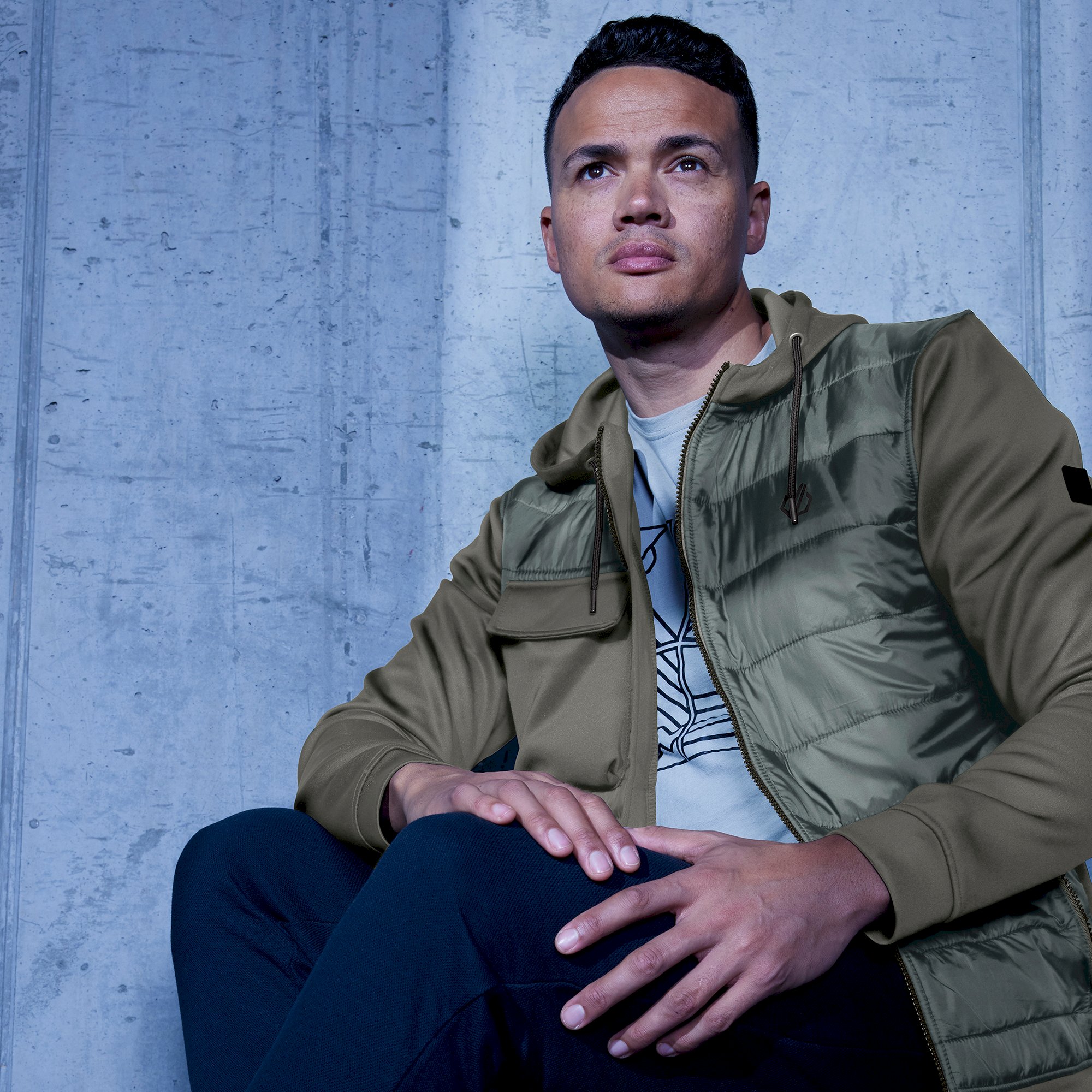 Dare 2b - Men's Sharp Hybrid Jacket | Duck Green