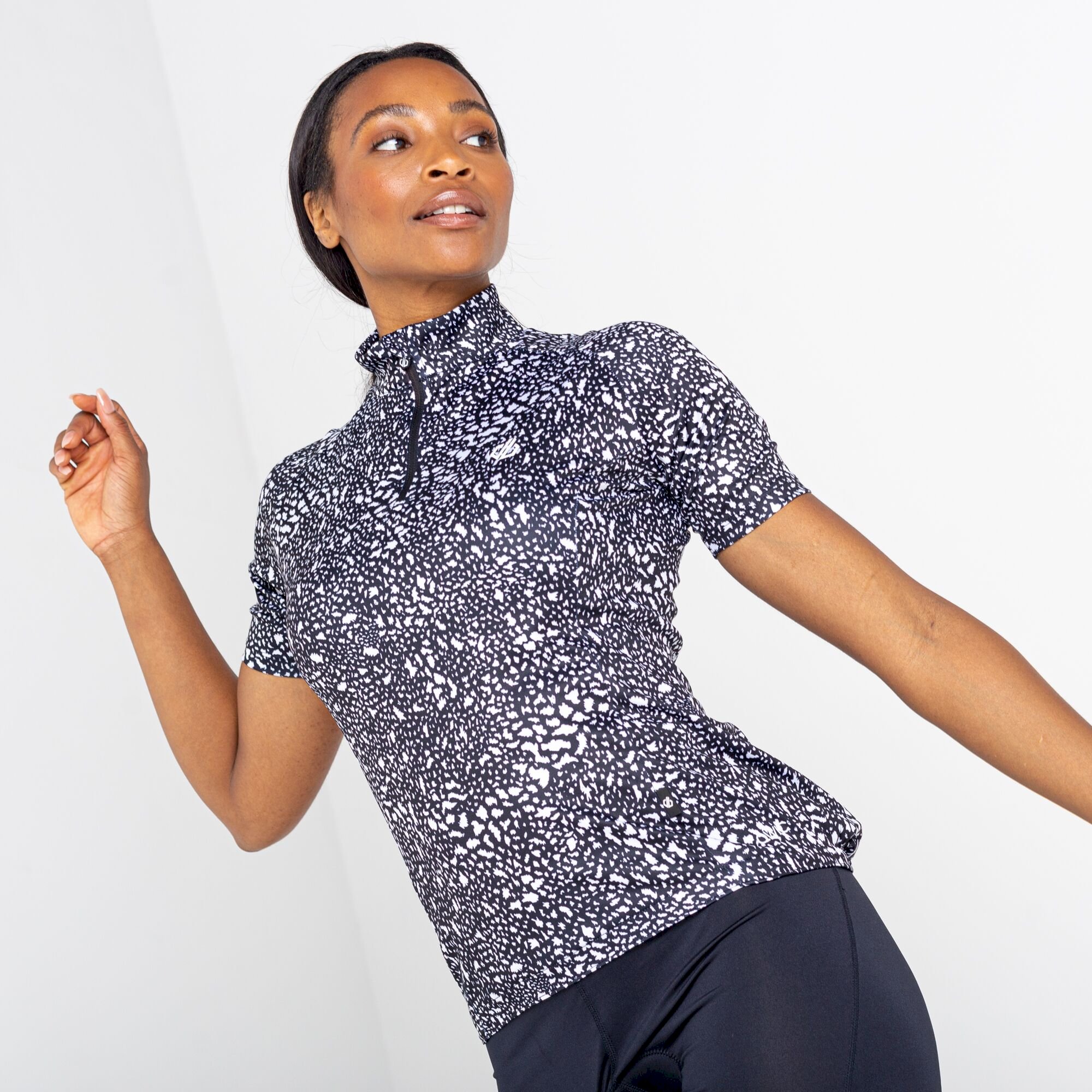 Dare 2b - Women's Persist Lightweight Jersey | Black White Dot Print