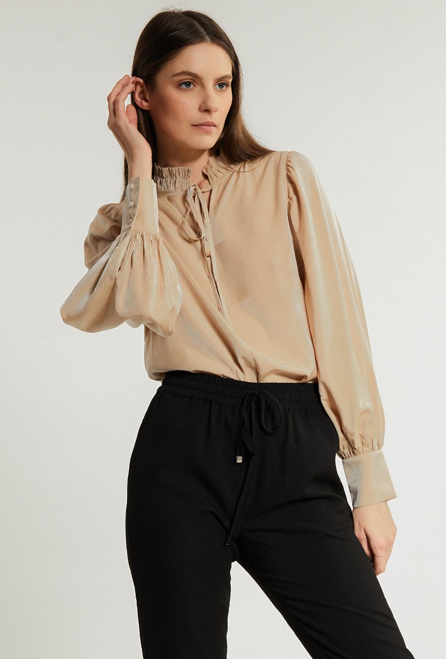 Satynowa bluzka damska