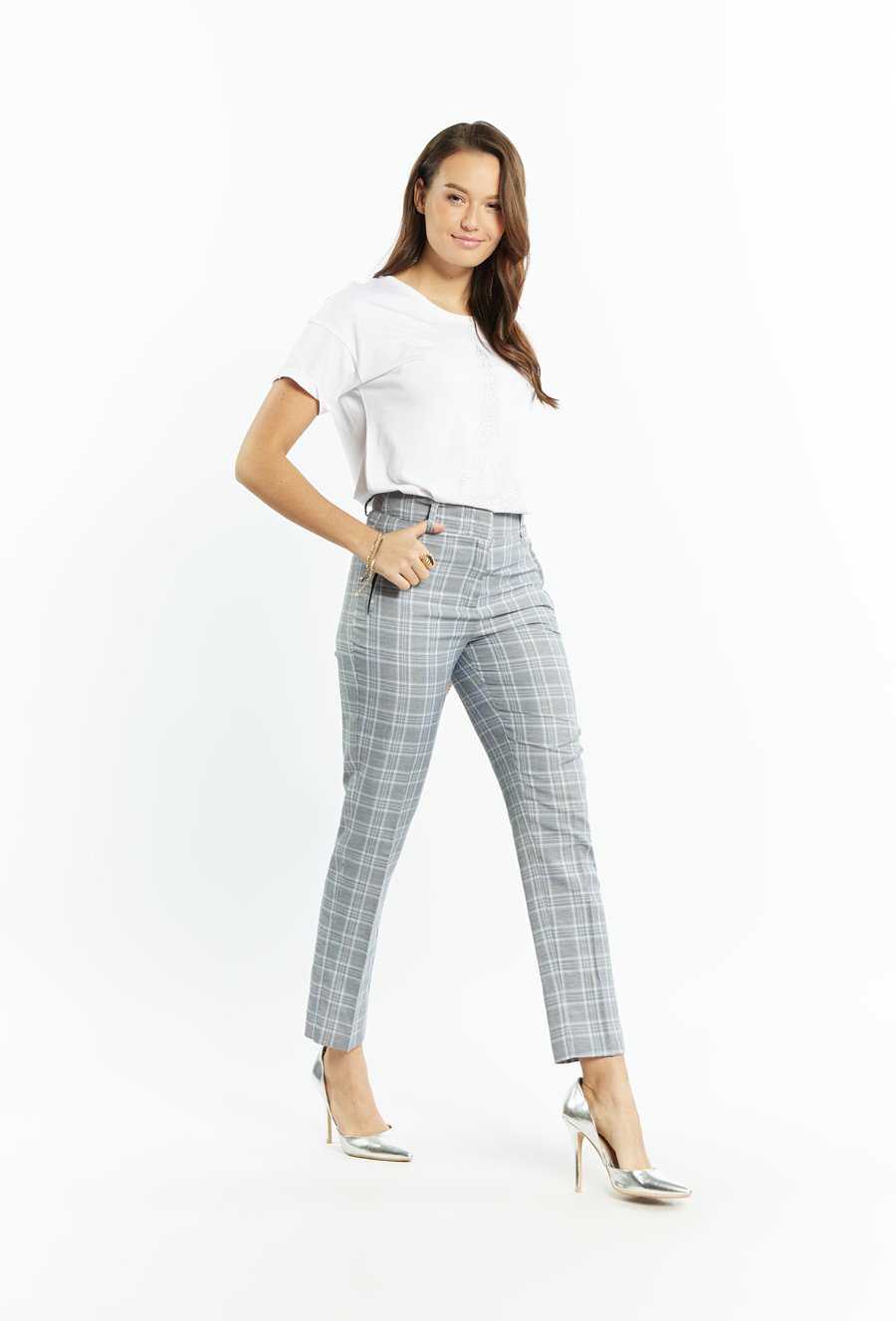 Spodnie w kant o dopasowanym kroju