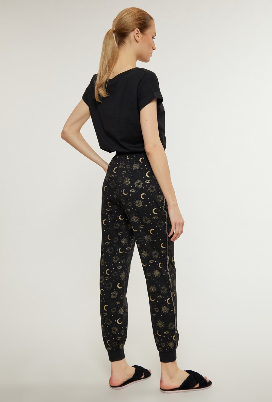 Wzorzysty d&oacute;ł od piżamy