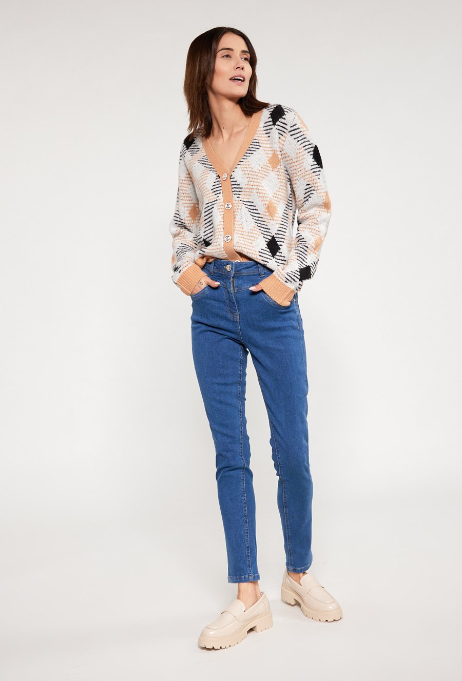 Klasyczne jeansy damskie