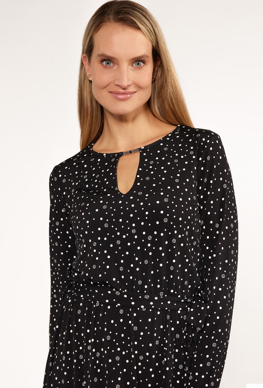 Sukienka midi w kropki