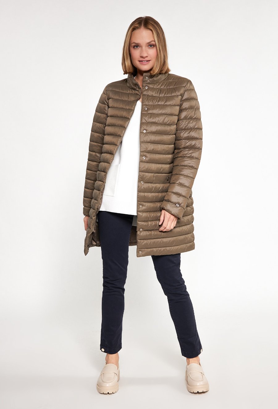 Pikowany płaszcz damski