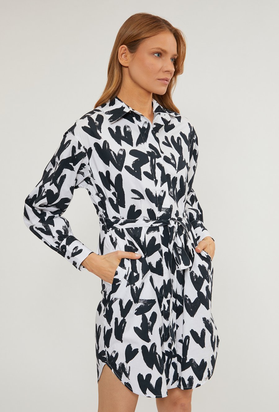 Bawełniana sukienka z wzorem w serca