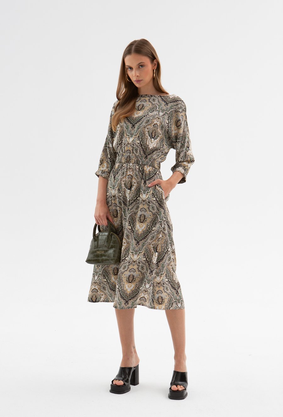 Wzorzysta sukienka damska z wiskozy