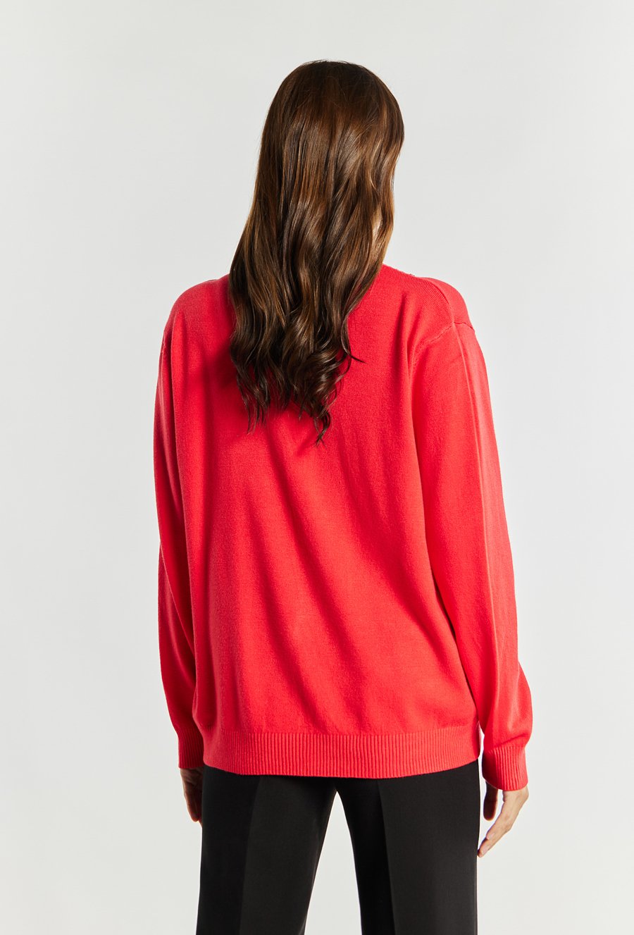 Sweter damski z dżetami