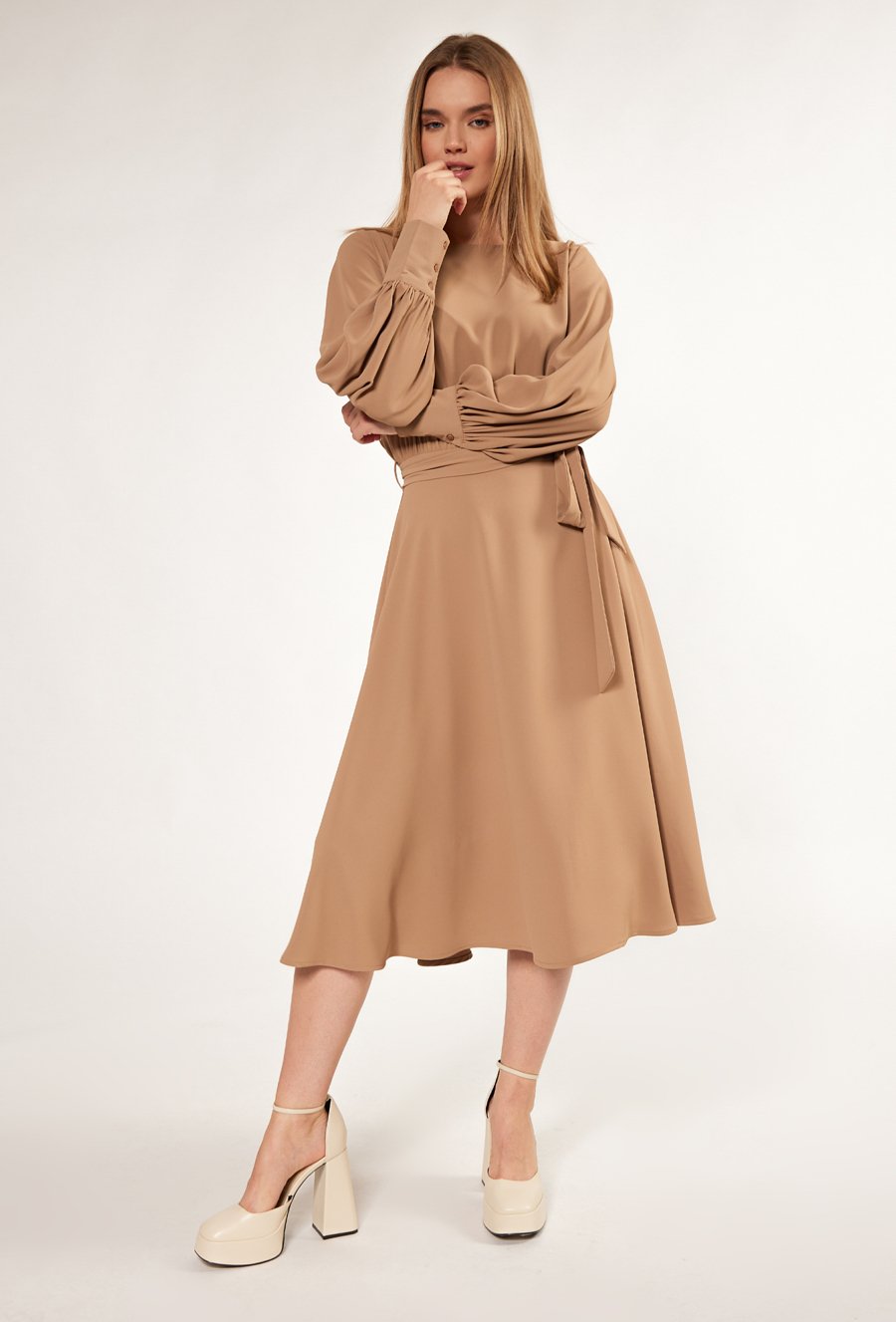 Elegancka sukienka damska z wiązaniem