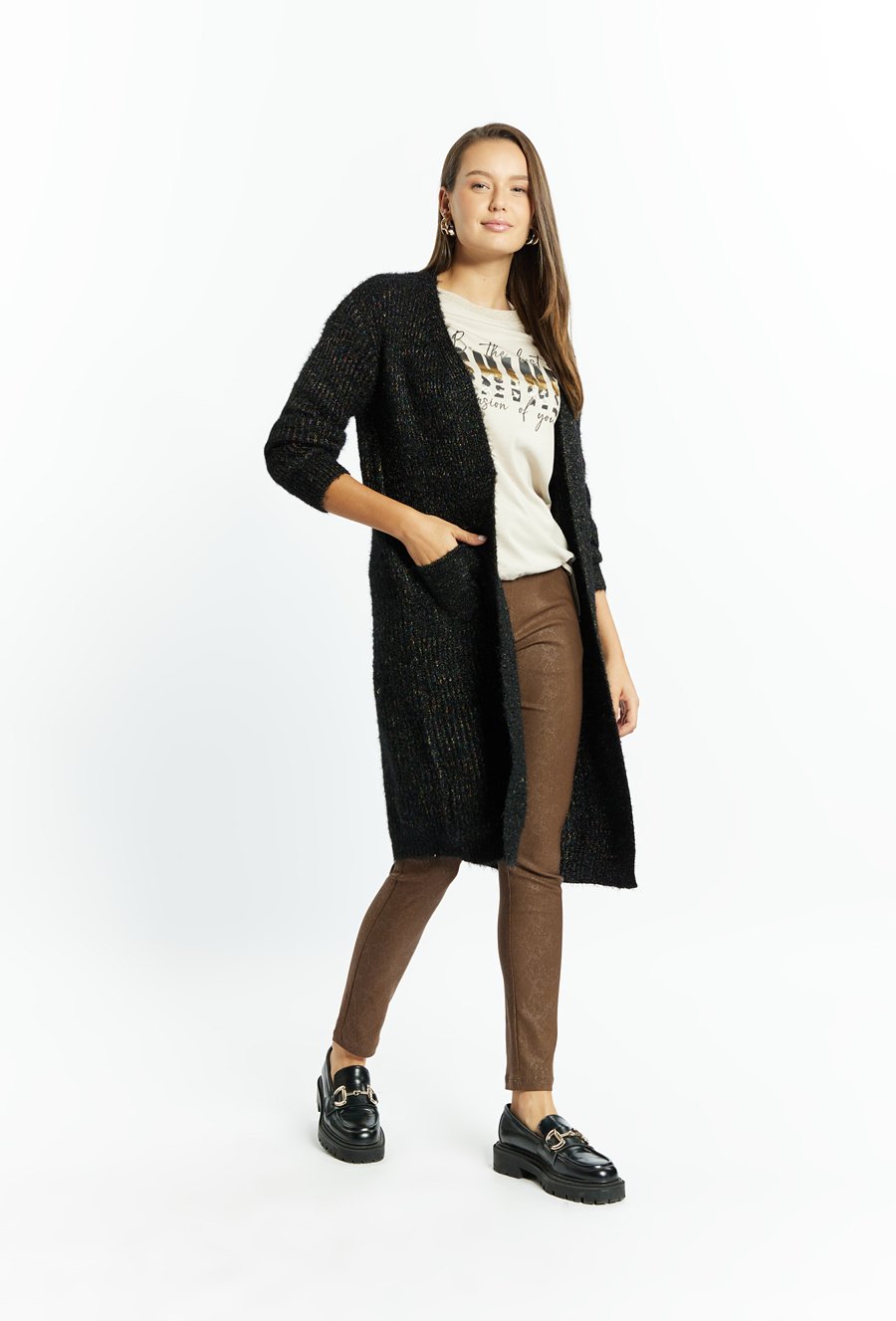 Kardigan damski z kr&oacute;tkim włosiem