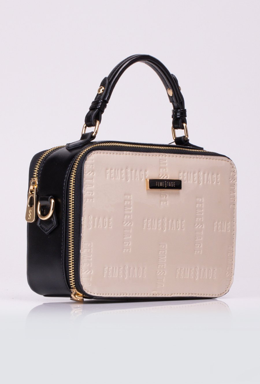 Mały wizytowy kuferek